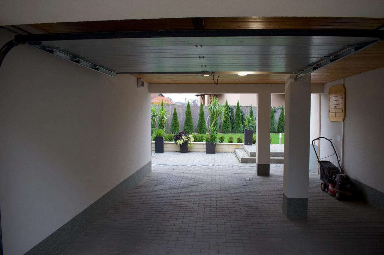 Gerti Apartman 2 นีเรกฮาซา ภายนอก รูปภาพ